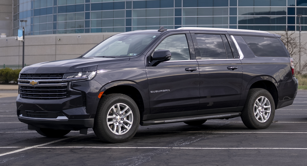 Chevrolet-Suburban-01