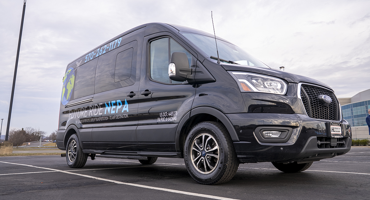 Ford-Transit-Van-02